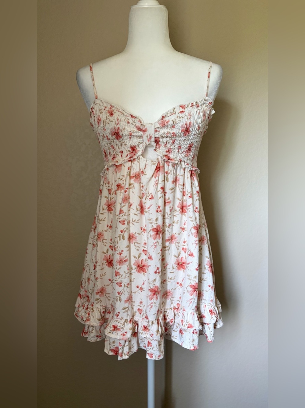 Trixxi Floral Smocked Cutout Babydoll Mini Dress Ruffle Cottage M